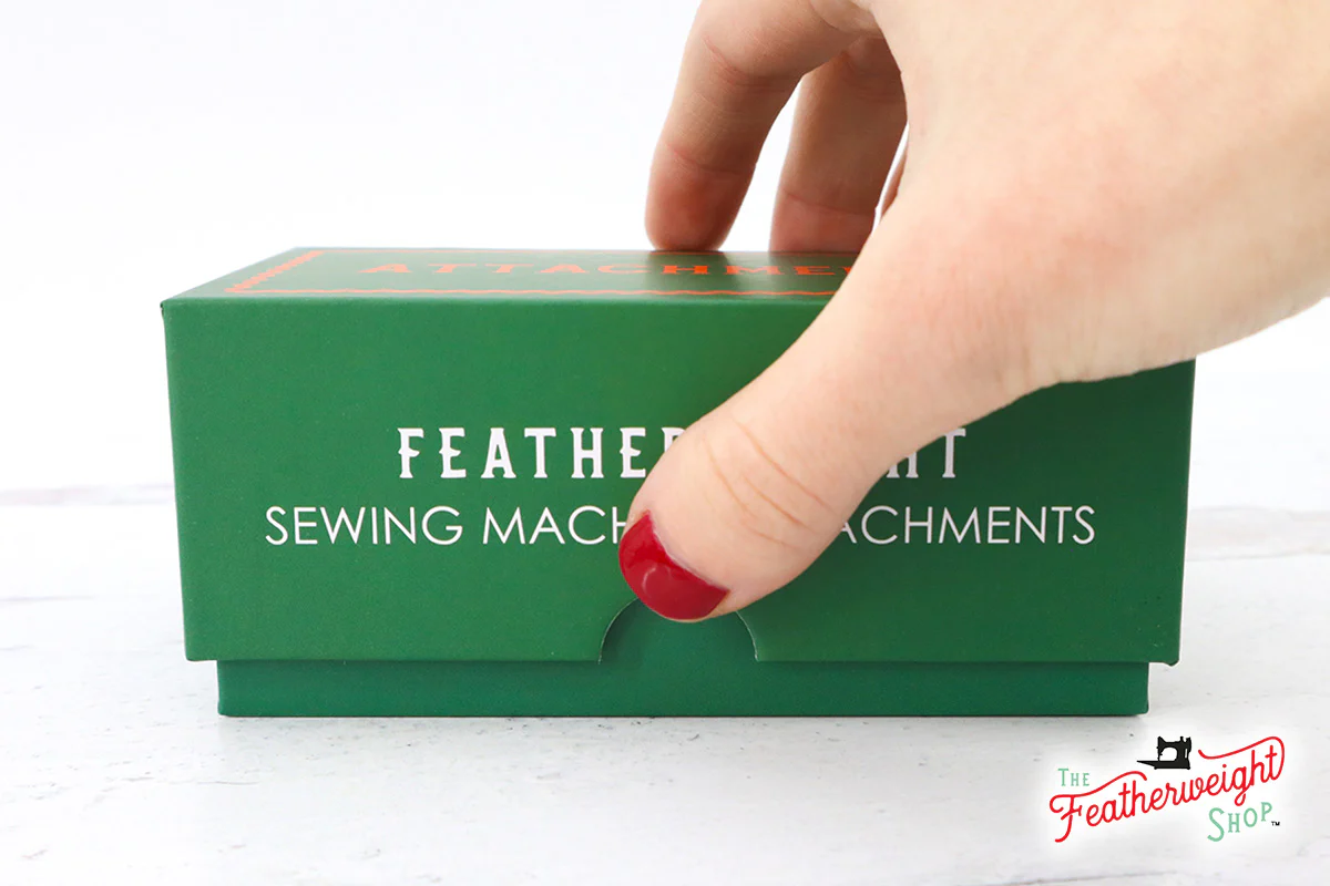 Attachments Box EMPTY, Singer Featherweight - Image 10