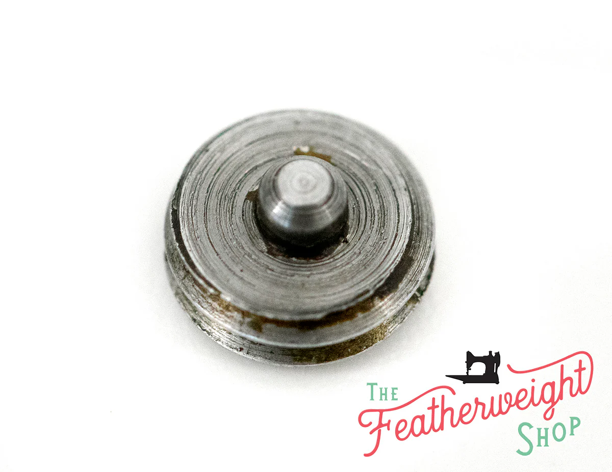 Screw, Singer Featherweight Needle Clamp Set Screw (Vintage Original) - Image 3