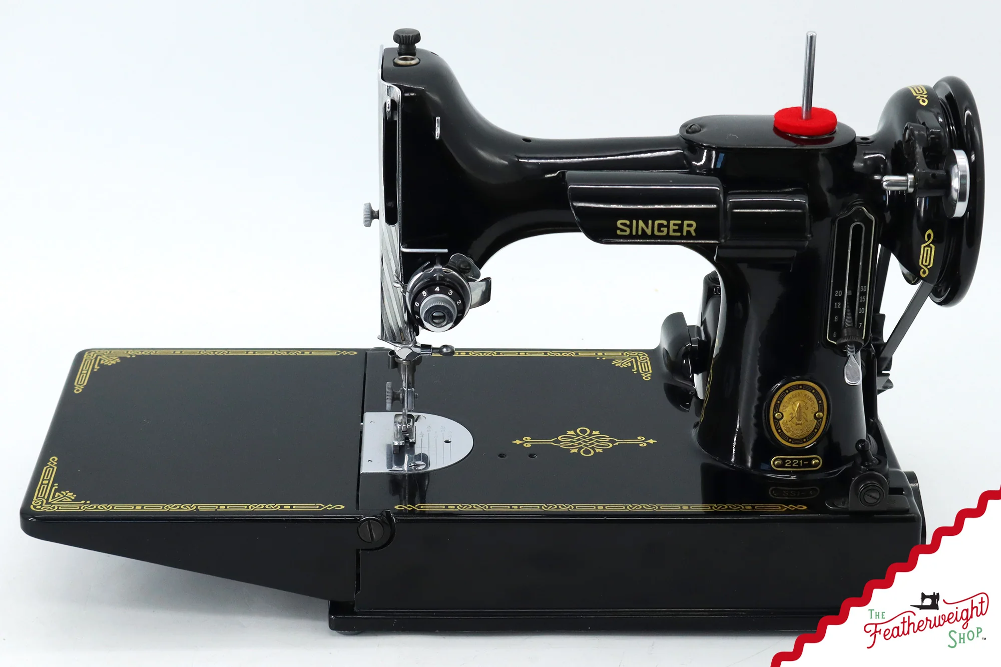 Singer Featherweight 221 Sewing Machine, AL5672** - 1953 - Image 2