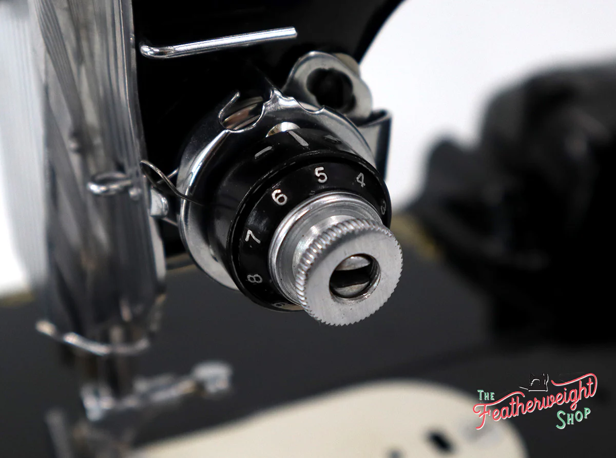 Singer Featherweight 222K Sewing Machine EJ620*** - Image 14