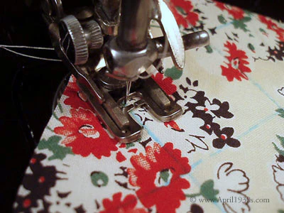 Zigzag Attachment, 5 Disk Swiss Zigzagger & Walking Foot (Vintage Original) - Image 10
