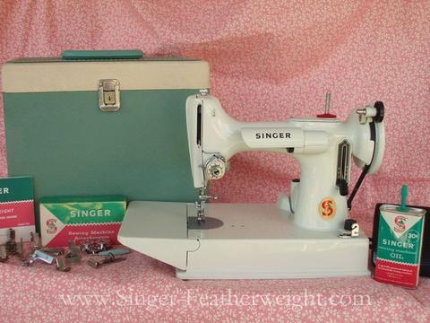 Tune-Up Kit for the WHITE Singer Featherweight 221K - Image 3